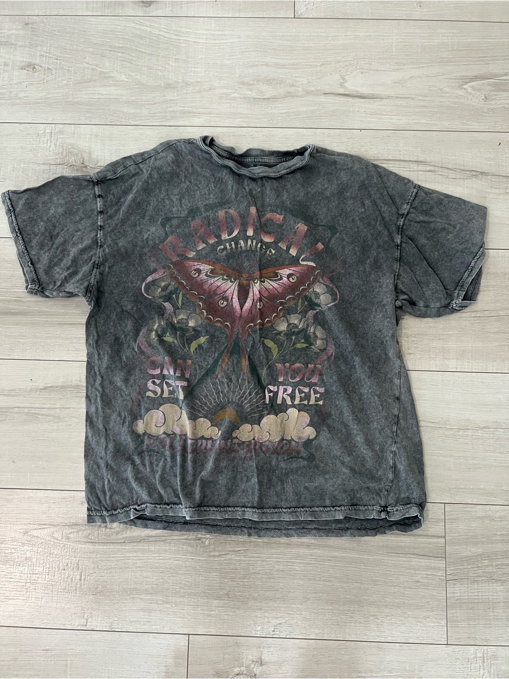 Arizona Graphic Moth Tee - Washed Black
